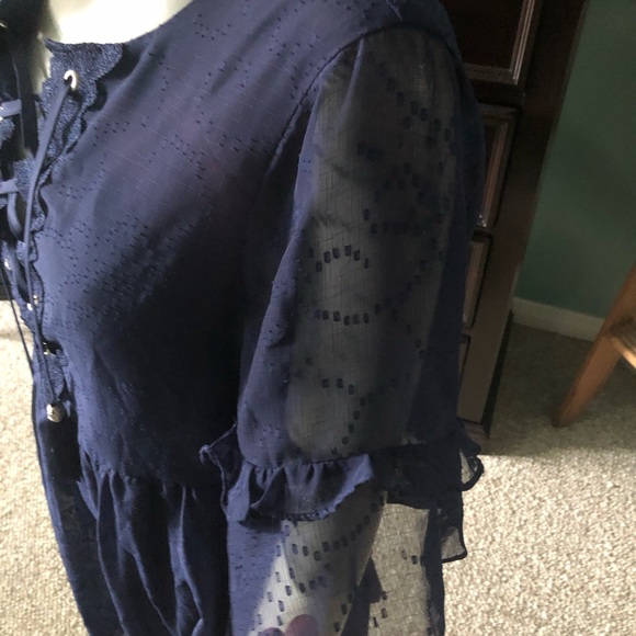 Laundry by Shelly Segal navy dress with tie neckline and shear sleeves - Picture 10 of 12
